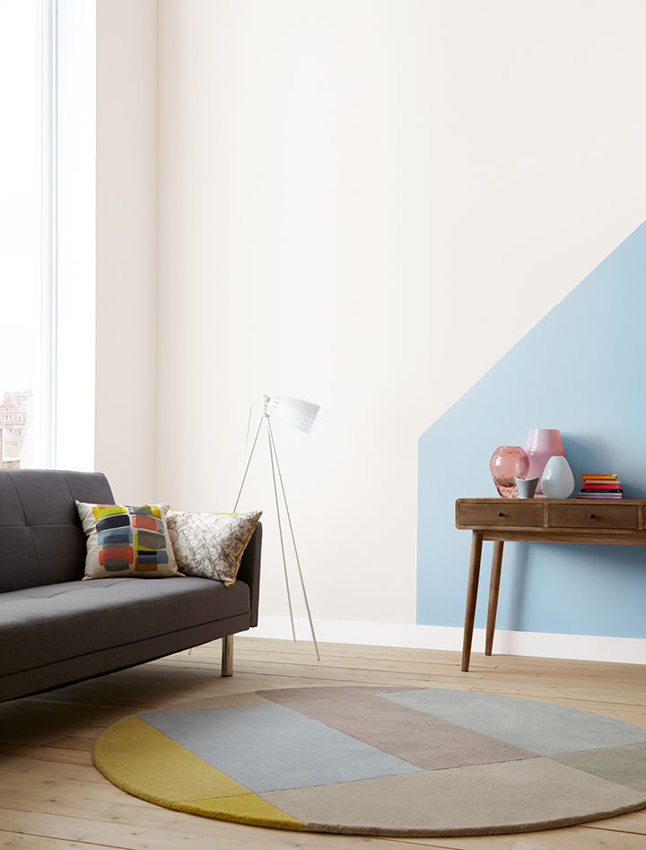 Crown Breatheasy Sail White Paint