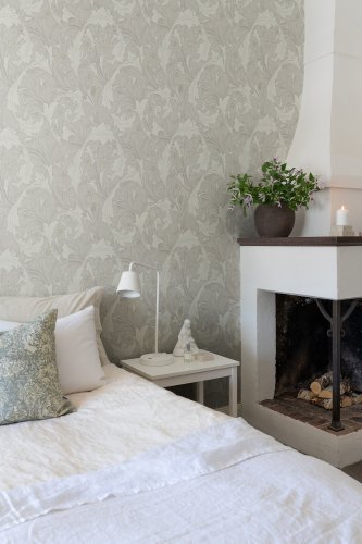 Galerie Hidden Treasures Granville White Wallpaper Room