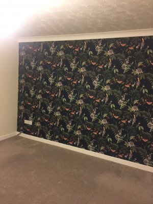 Adilah Dark Wallpaper – Tropical Design | Superfresco Easy